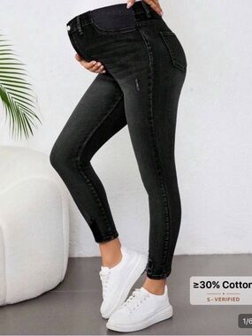 Black Maternity Skinny Jeans - Stretch Support